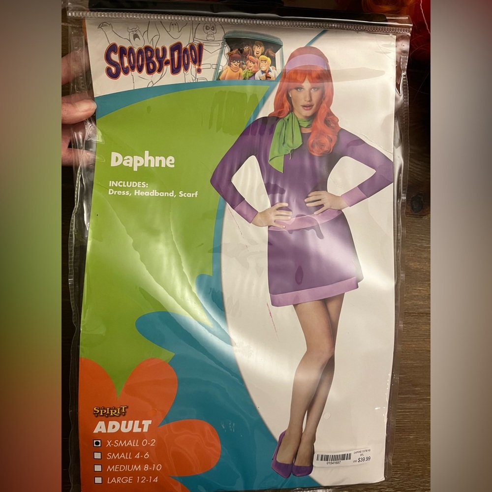 Spirit Halloween Daphne Costume with wigs!!
